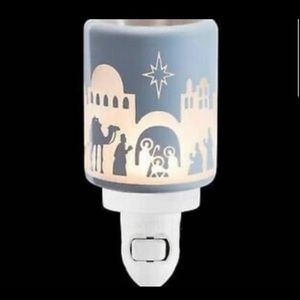 Scentsy plug in Holy Night